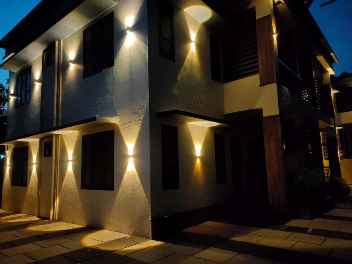 Milestone Inn Sultan Bathery Bagian luar foto