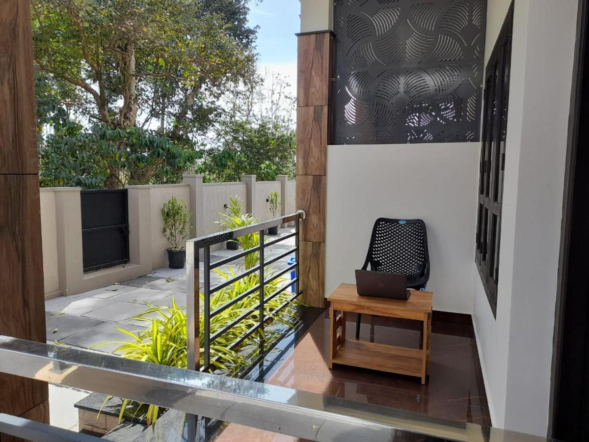 Milestone Inn Sultan Bathery Bagian luar foto